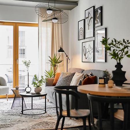 Main Station Art Apartment クラクフ エクステリア 写真